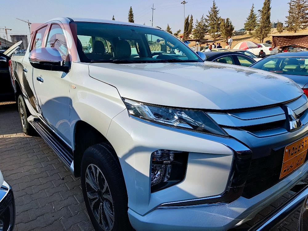 ميتسوبيشي L200